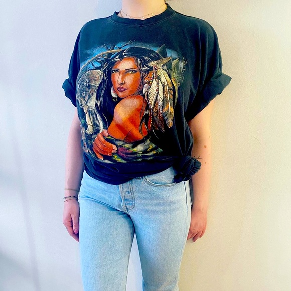 Native inspired tee! - Picture 1 of 2
